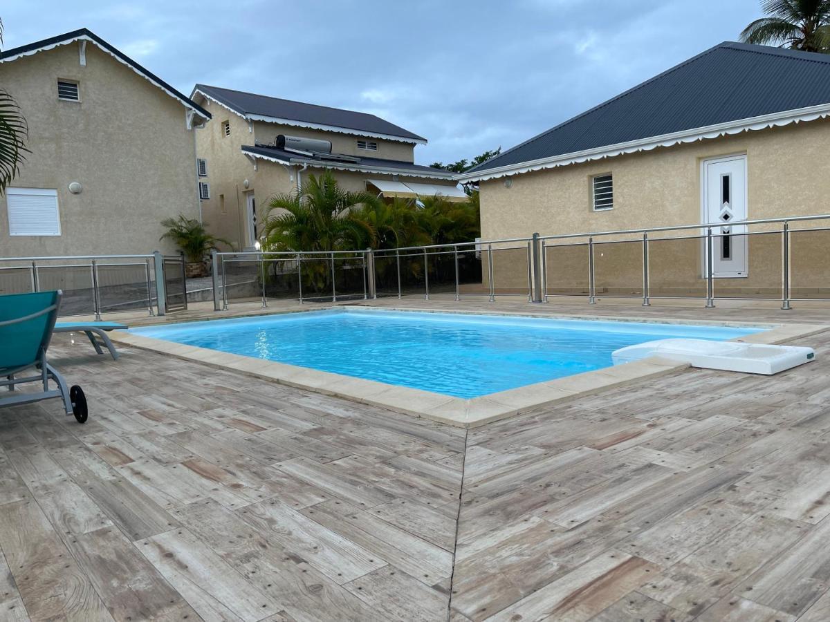 Les Villas Sarah Le Moule Ngoại thất bức ảnh