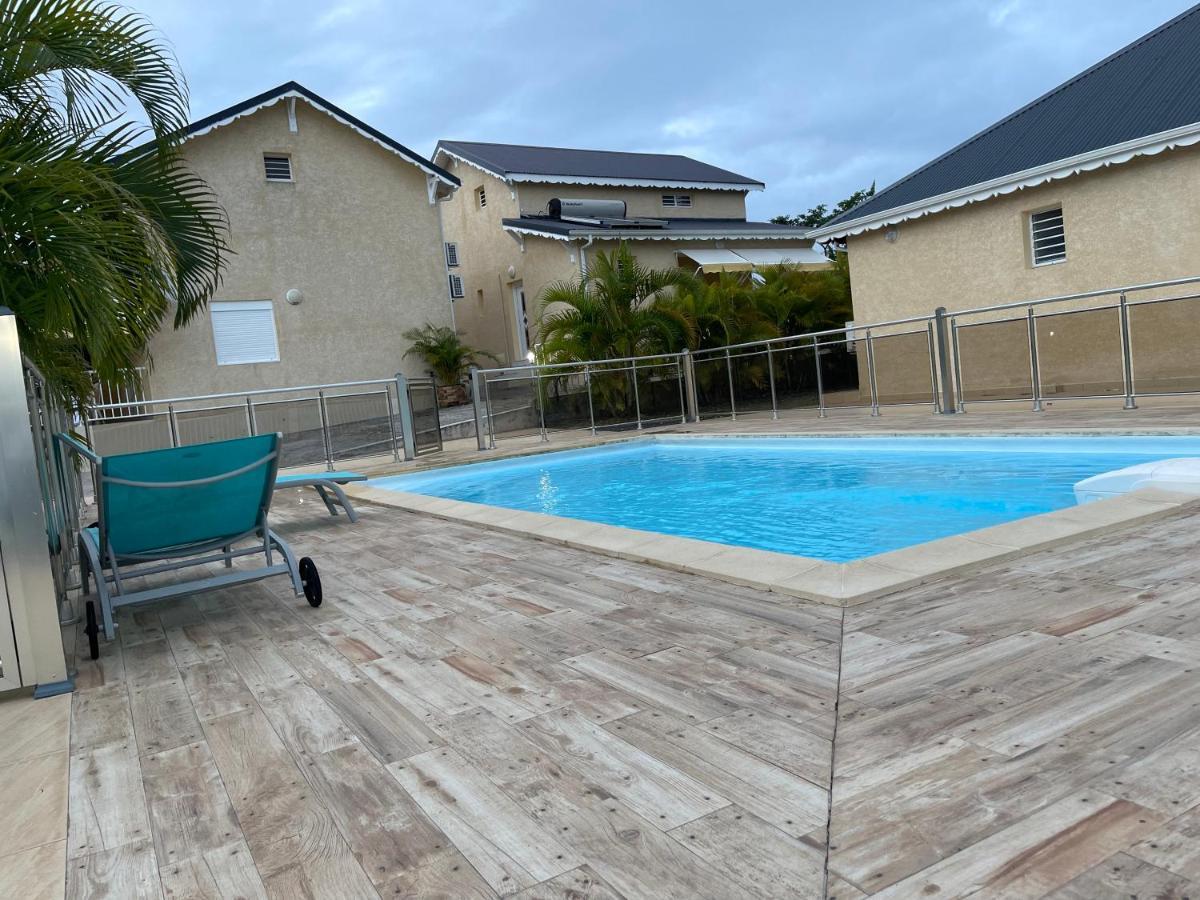Les Villas Sarah Le Moule Ngoại thất bức ảnh