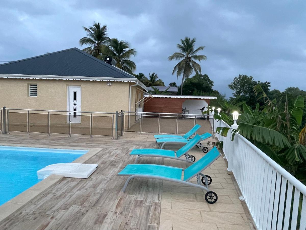 Les Villas Sarah Le Moule Ngoại thất bức ảnh